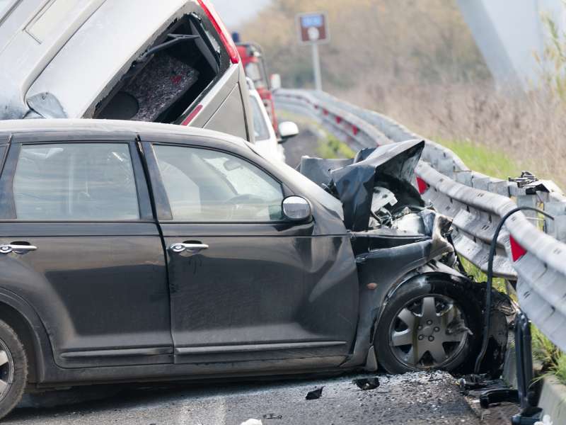 how long do you have to report a car accident to your insurance company